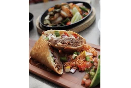 Cafe Iguana Chimichangas 520x350px